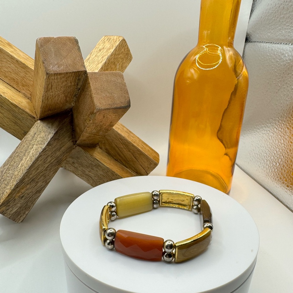 Stretch Bracelet With‎ Sections